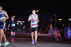 BIB: 43184, 44406
                            <button type="button" onclick="openModal(23210033)" class="btn btn-primary btn-sm float-right btn-popup" data-toggle="modal" data-target=".modal-high-quality">
                        <i class="fas fa-shopping-cart"></i> Add to Cart
                    </button>
                                            <button type="button" onclick="isThisMe(23210033, true)" class="btn btn-success btn-sm float-right btn-popup btn-isme hidden" data-toggle="tooltip" data-placement="bottom" title="นี่คือรูปของคุณใช่ไหม คลิกที่นี่เพื่อเอาเข้าอัลบั้ม">
                        <i class="fas fa-plus"></i> Add to album
                    </button>
                    <button type="button" onclick="isThisMe(23210033, false)" class="btn btn-warning btn-sm float-right btn-popup btn-isnotme hidden">
                        <i class="fas fa-ban"></i> Remove from album
                    </button>